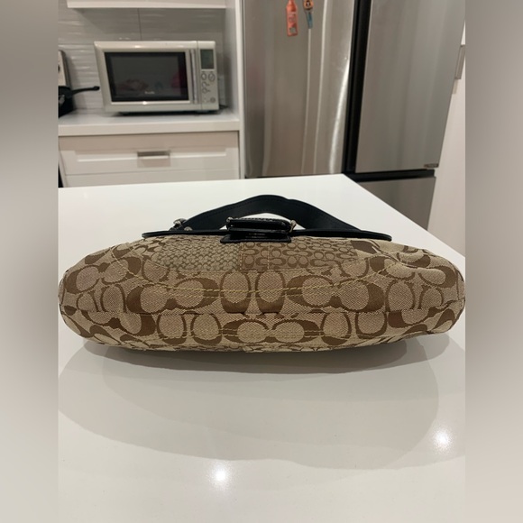 ✨New Y2K Coach Brown and Black Signature Patchwork Soho Shoulder Bag ✨ - Picture 10 of 17